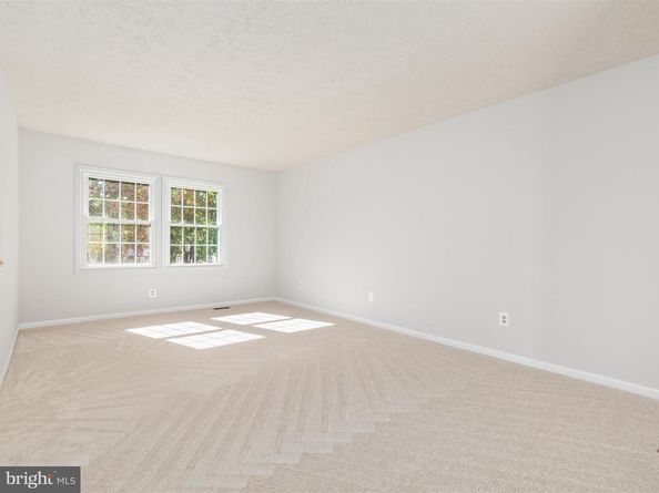 1904 E Beech Road, Sterling VA 20164
