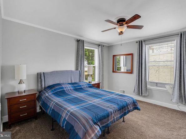 26 N Ridgeway Avenue, Glenolden PA 19036