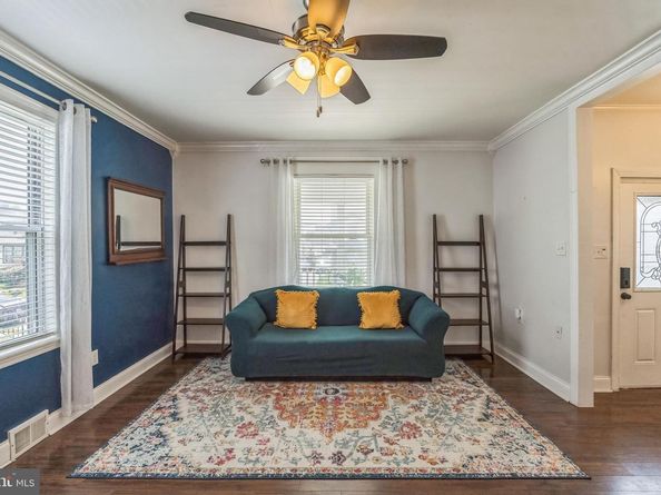26 N Ridgeway Avenue, Glenolden PA 19036
