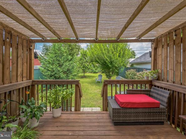 26 N Ridgeway Avenue, Glenolden PA 19036