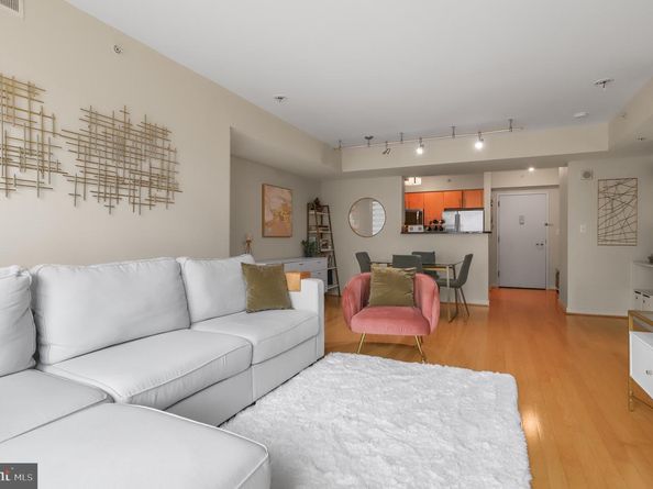 1000 New Jersey Avenue SE 911, Washington DC 20003