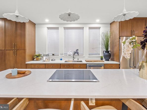 5841 Chester Avenue, Philadelphia PA 19143