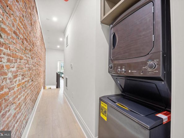 5841 Chester Avenue, Philadelphia PA 19143