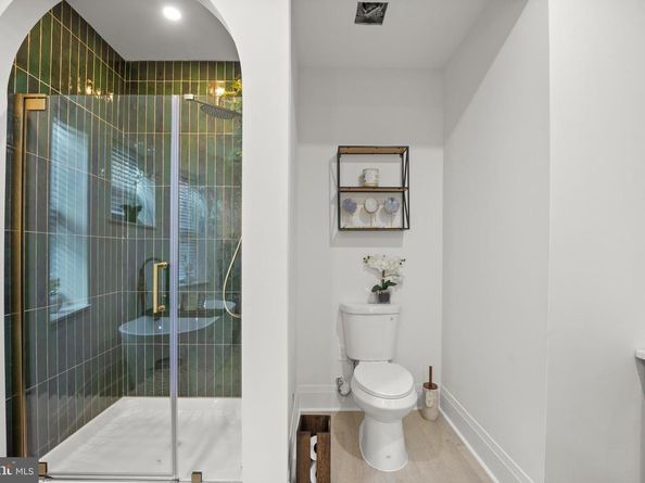 5841 Chester Avenue, Philadelphia PA 19143