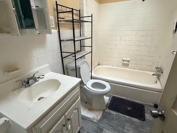 2657 S Carroll Street, Philadelphia PA 19142