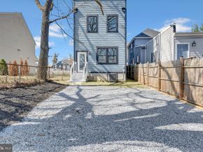 1121 48TH Place NE, Washington DC 20019