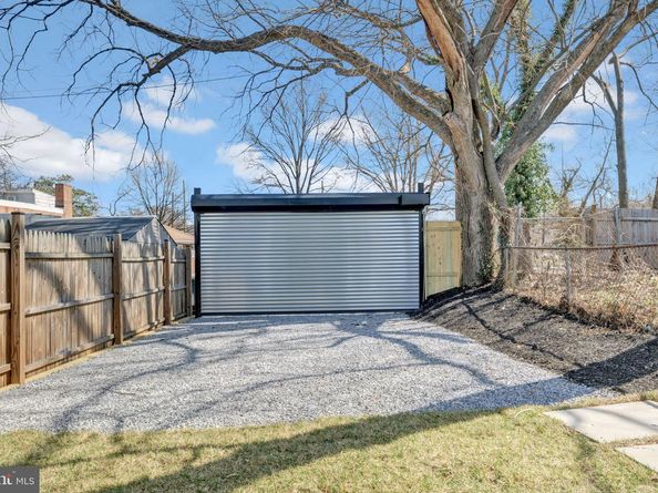 1121 48TH Place NE, Washington DC 20019