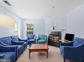 8846 Ashgrove House Lane 101, Vienna VA 22182