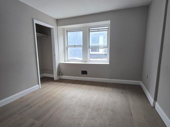 828 S 49TH Street, Philadelphia PA 19143