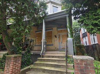 828 S 49TH Street
