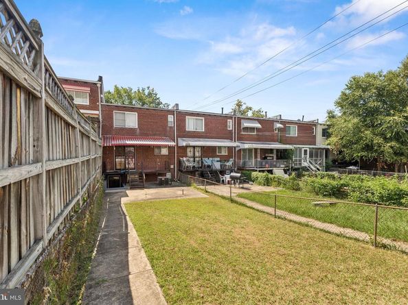 1328 W Street NE, Washington DC 20018