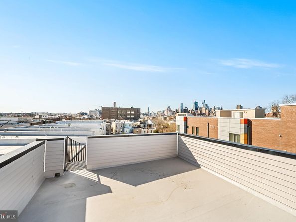 940 S 5TH Street, Philadelphia PA 19147