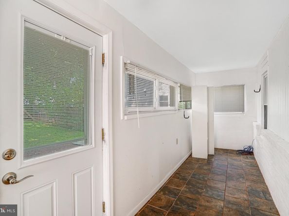 6437 Holyoke Drive, Annandale VA 22003