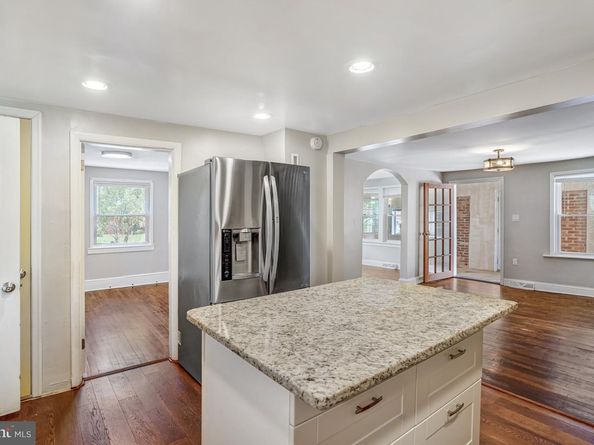 6437 Holyoke Drive, Annandale VA 22003