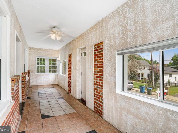 6437 Holyoke Drive, Annandale VA 22003
