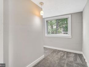 6437 Holyoke Drive, Annandale VA 22003