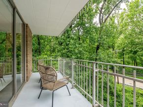 4100 Cathedral Avenue NW 709, Washington DC 20016