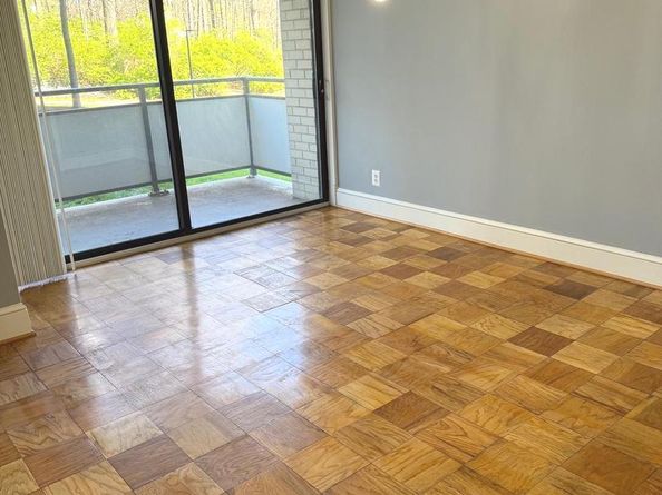 5225 Pooks Hill Road B24N, Bethesda MD 20814