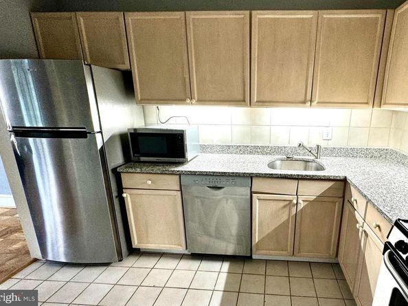 5225 Pooks Hill Road B24N, Bethesda MD 20814