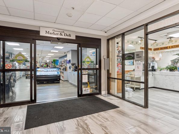 5225 Pooks Hill Road B24N, Bethesda MD 20814