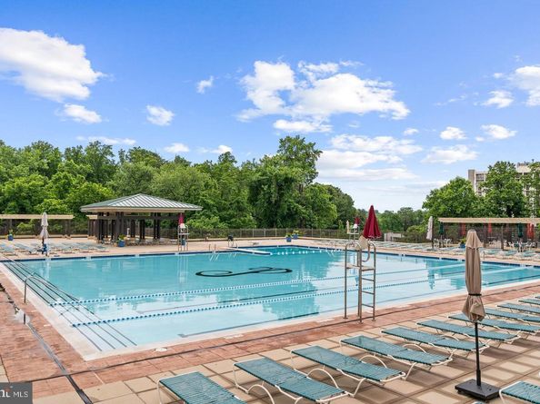 5225 Pooks Hill Road B24N, Bethesda MD 20814