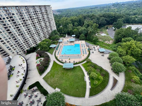 5225 Pooks Hill Road B24N, Bethesda MD 20814