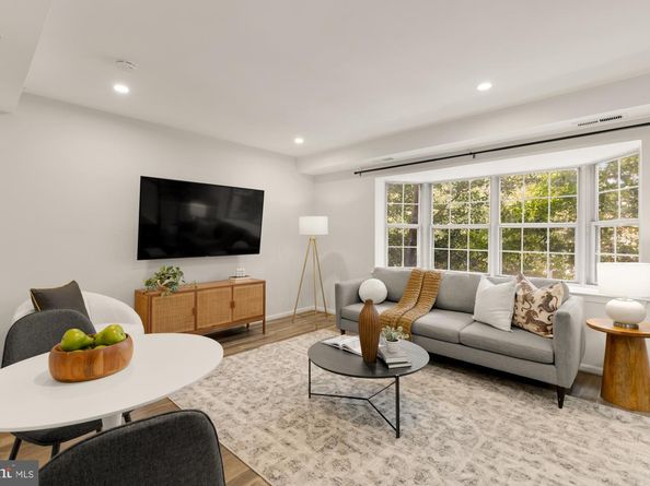3804 Rodman Street NW 302, Washington DC 20016