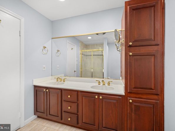 3816 12TH Street S, Arlington VA 22204