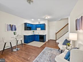 13438 Burrough Farm Drive, Herndon VA 20171