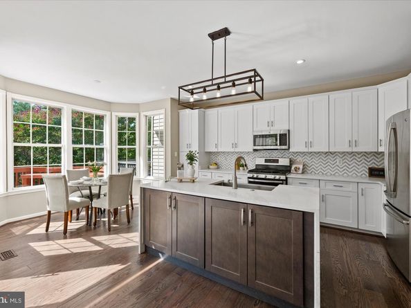 13438 Burrough Farm Drive, Herndon VA 20171
