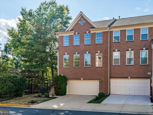 13438 Burrough Farm Drive, Herndon VA 20171