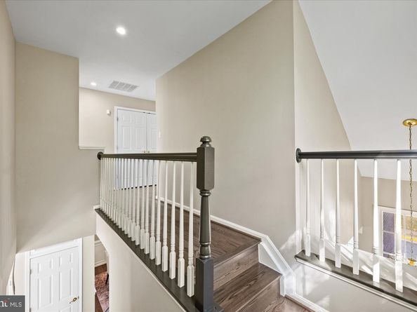 13438 Burrough Farm Drive, Herndon VA 20171