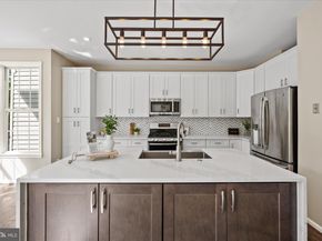13438 Burrough Farm Drive, Herndon VA 20171