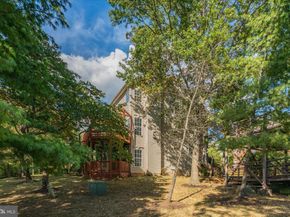 13438 Burrough Farm Drive, Herndon VA 20171