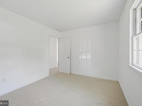 2111 N Lincoln Street, Arlington VA 22207