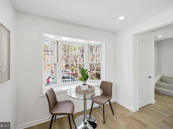 2111 N Lincoln Street, Arlington VA 22207