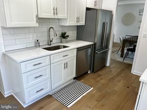 2111 N Lincoln Street, Arlington VA 22207