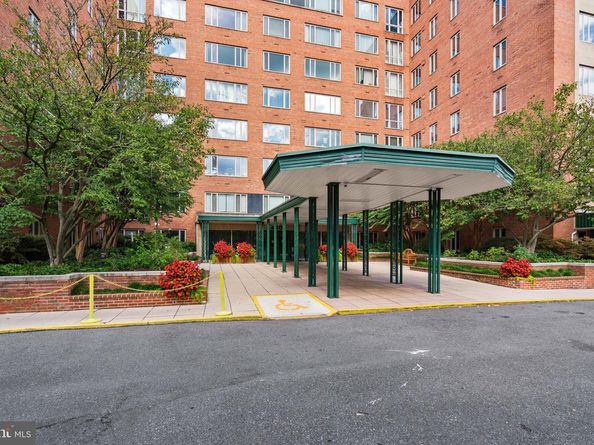 4301 Massachusetts Avenue NW 2013, Washington DC 20016