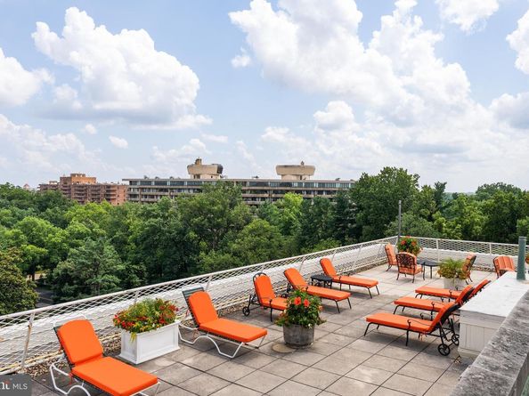 4301 Massachusetts Avenue NW 2013, Washington DC 20016