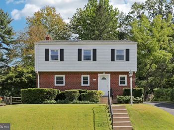 910 Glenroy Road