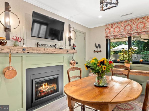 1034 Raffles Lane, Bryn Mawr PA 19010