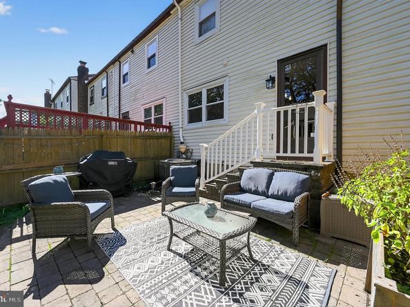 209 Birch Drive, Lafayette Hill PA 19444