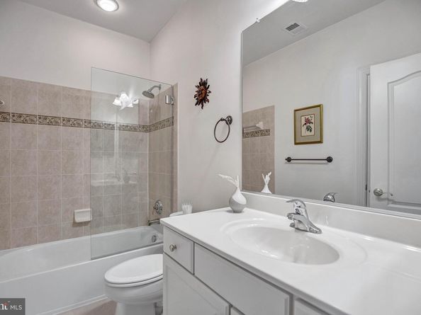 708 Day Lane, Alexandria VA 22314