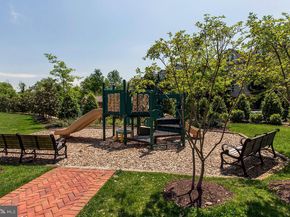 708 Day Lane, Alexandria VA 22314