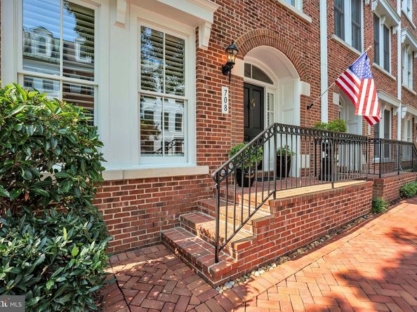 708 Day Lane, Alexandria VA 22314