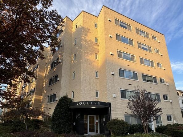 5315 Connecticut Avenue NW 406, Washington DC 20015