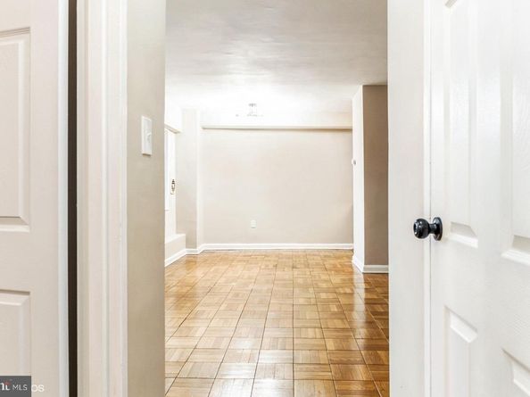 5315 Connecticut Avenue NW 406, Washington DC 20015