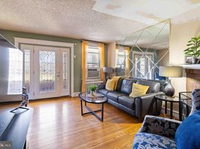 889 Anchor Street, Philadelphia PA 19124