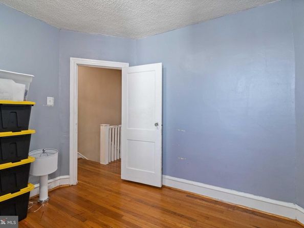 889 Anchor Street, Philadelphia PA 19124
