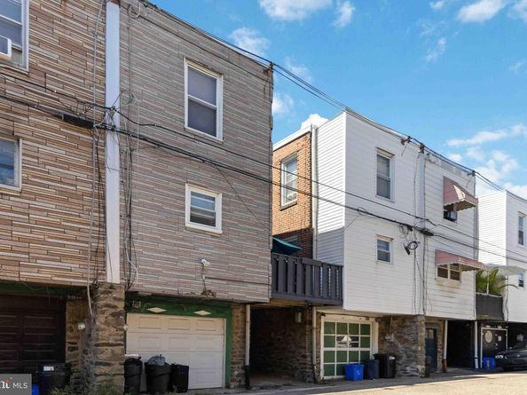 889 Anchor Street, Philadelphia PA 19124